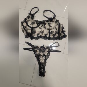 Brand New Hello LA Girl Black Floral Embroidery Bustier Straps Lingerie (US M)